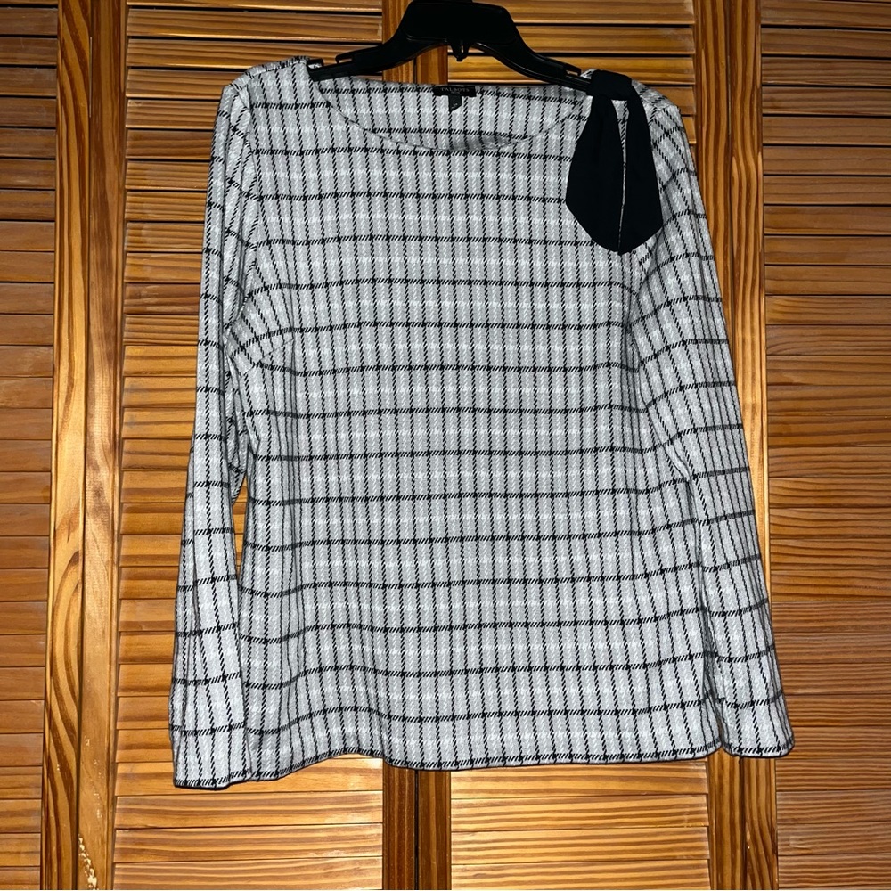 Talbots Petite Gray Long Sleeve Black Bow Top Size‎ Large Petite